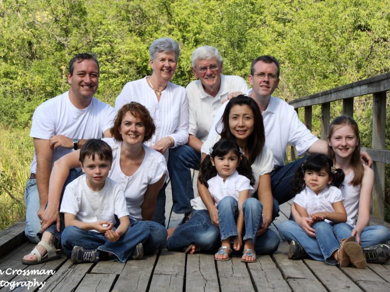 family-portrait-posed-outdoor